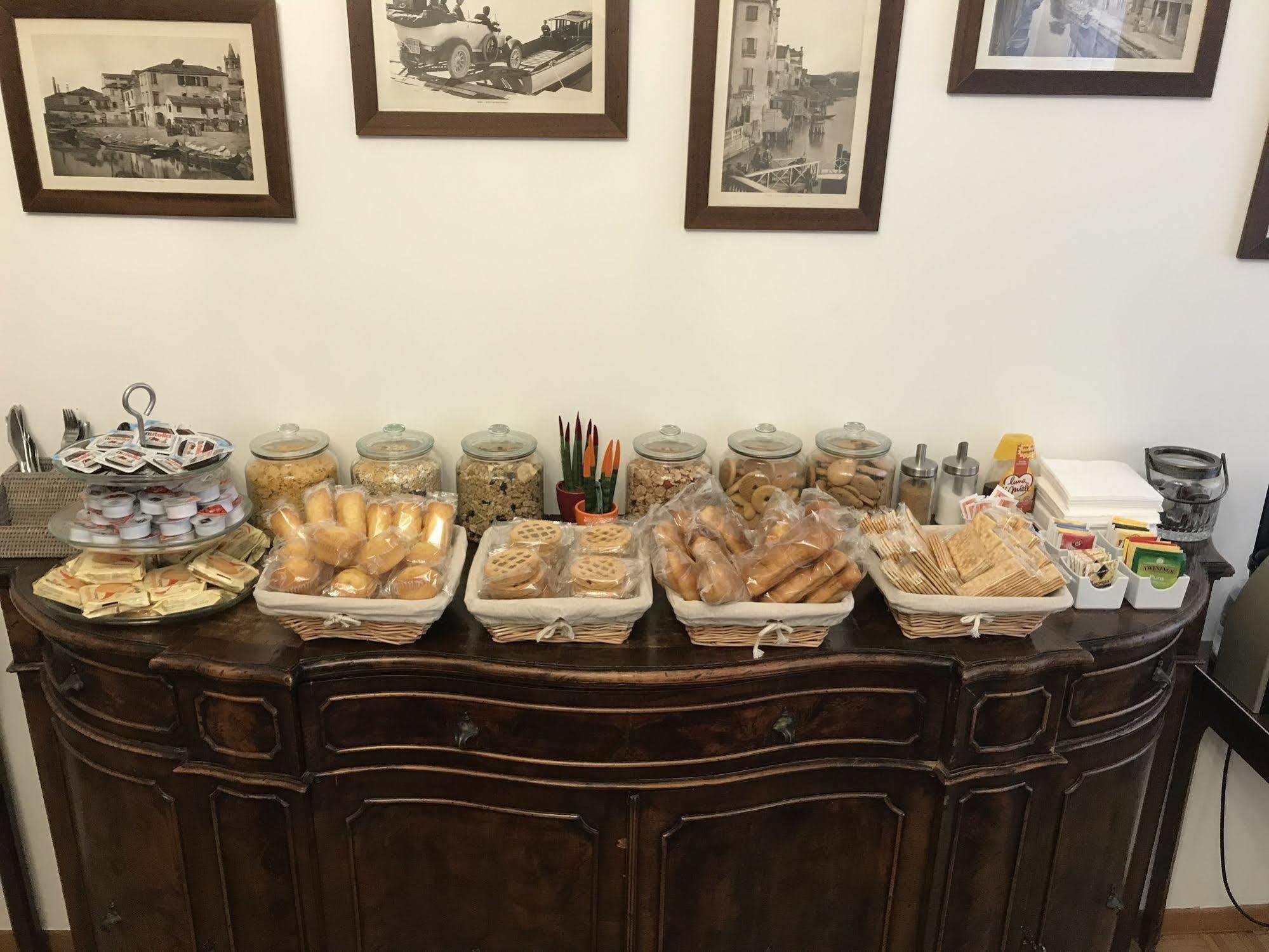 Le Due Corone Bed & Breakfast Venecia Exterior foto